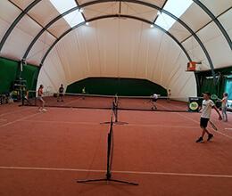 LEO Tenis — obiekt sportowy, Trąbki Małe